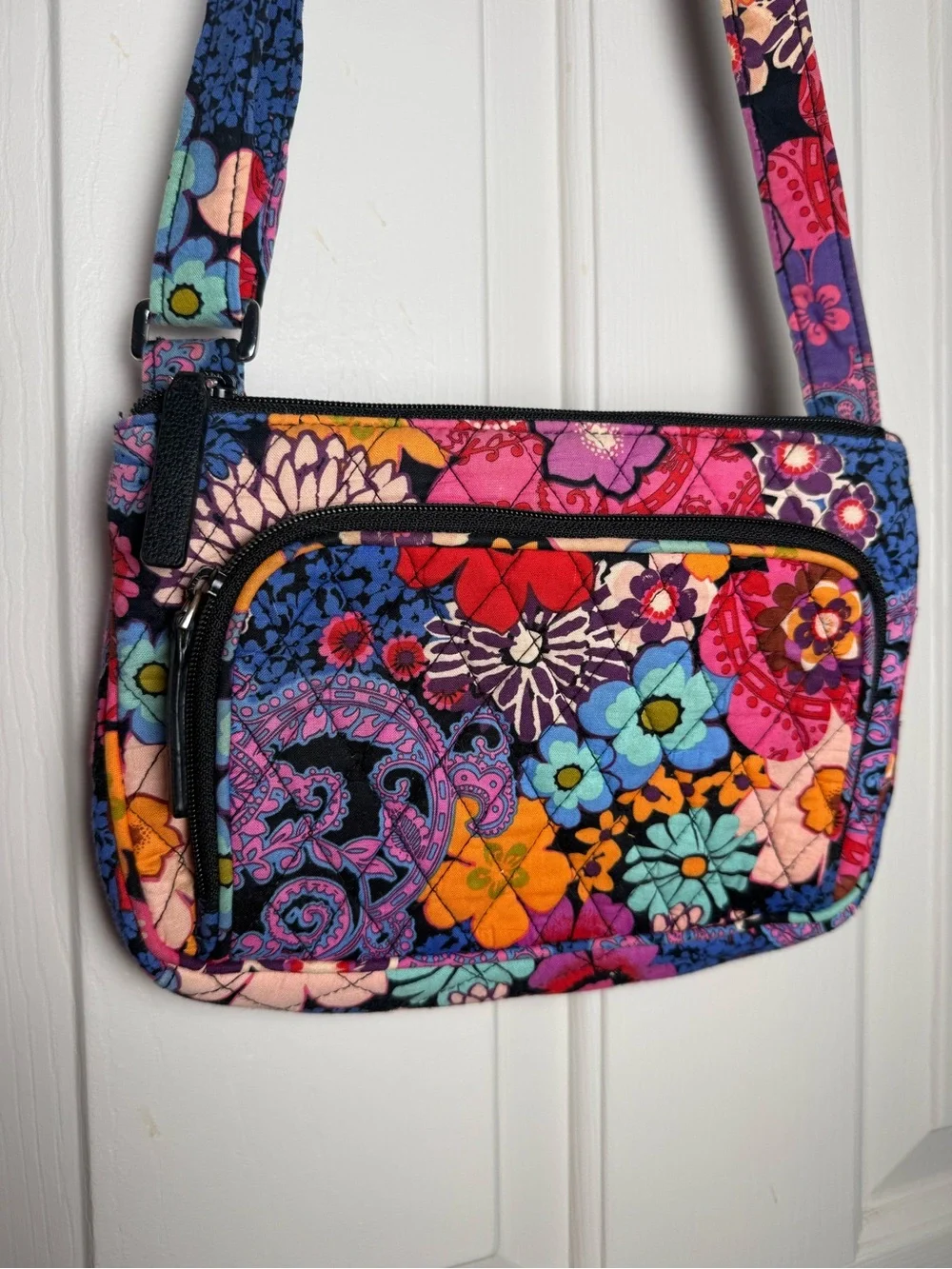 Vera Bradley Floral Fiesta Little Hipster Crossbody Bag USED Retired Pattern